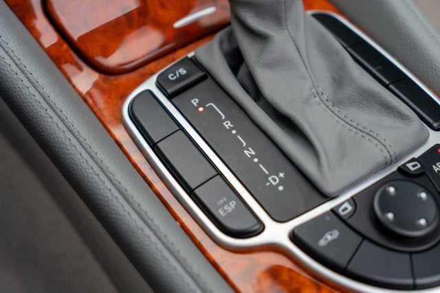 2004 Mercedes-Benz SL-Class 2dr Roadster 5.0L