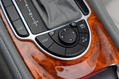 2004 Mercedes-Benz SL-Class 2dr Roadster 5.0L