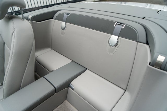 2004 Mercedes-Benz SL-Class 2dr Roadster 5.0L