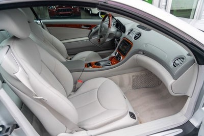 2004 Mercedes-Benz SL-Class 2dr Roadster 5.0L