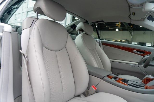 2004 Mercedes-Benz SL-Class 2dr Roadster 5.0L