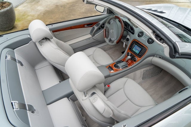 2004 Mercedes-Benz SL-Class 2dr Roadster 5.0L