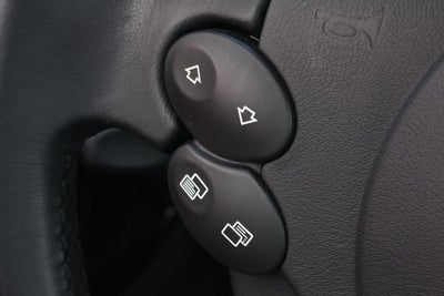 2006 Mercedes-Benz SLR McLaren 2dr Cpe 5.5L