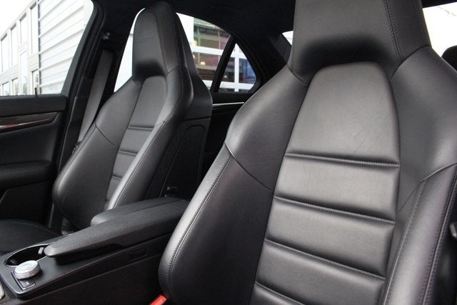 2010 Mercedes-Benz C63 AMG® C 63 AMG®
