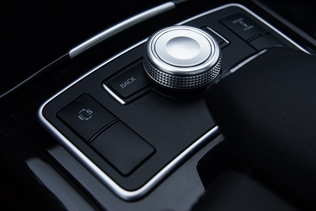 2011 Mercedes-Benz E550 4MATIC® Sedan