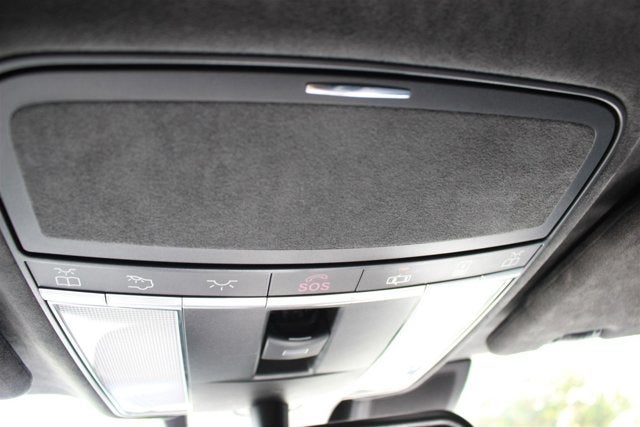 2009 Mercedes-Benz S63 6.3L V8 AMG®