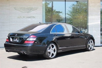 2009 Mercedes-Benz S63 6.3L V8 AMG®