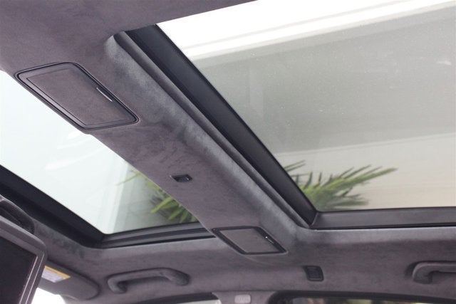 2011 Mercedes-Benz S63 AMG® S 63 AMG®