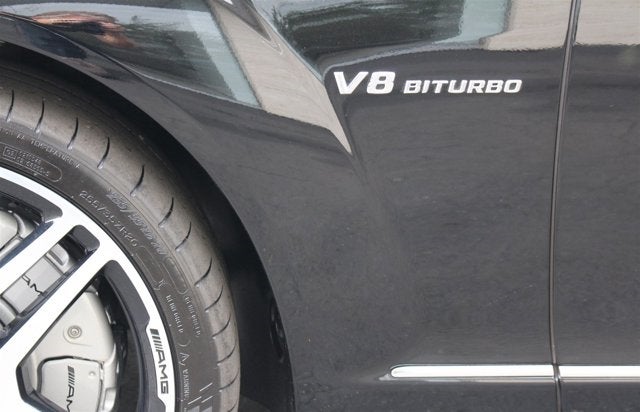 2011 Mercedes-Benz S63 AMG® S 63 AMG®