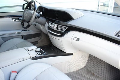 2012 Mercedes-Benz S63 AMG® S 63 AMG®