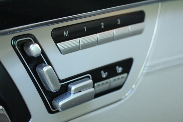 2012 Mercedes-Benz S63 AMG® S 63 AMG®