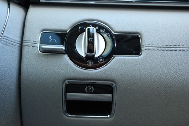 2012 Mercedes-Benz S63 AMG® S 63 AMG®