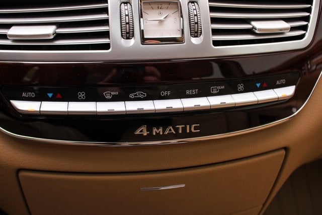 2010 Mercedes-Benz S-Class S 550