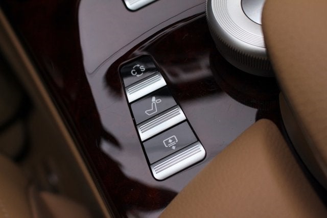 2010 Mercedes-Benz S-Class S 550