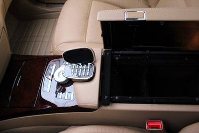 2010 Mercedes-Benz S-Class S 550