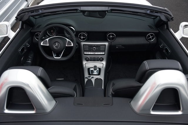 2017 Mercedes-Benz SLC300 Roadster