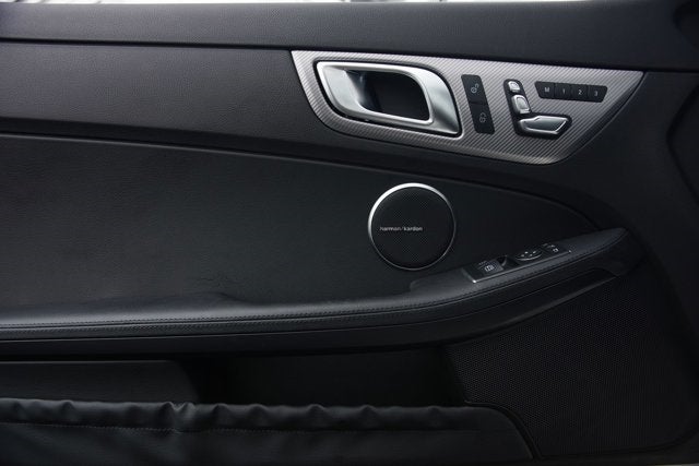 2017 Mercedes-Benz SLC300 Roadster