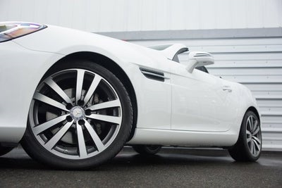 2017 Mercedes-Benz SLC300 Roadster