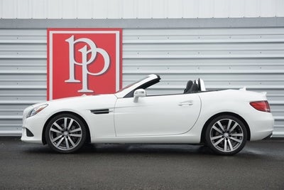 2017 Mercedes-Benz SLC300 Roadster