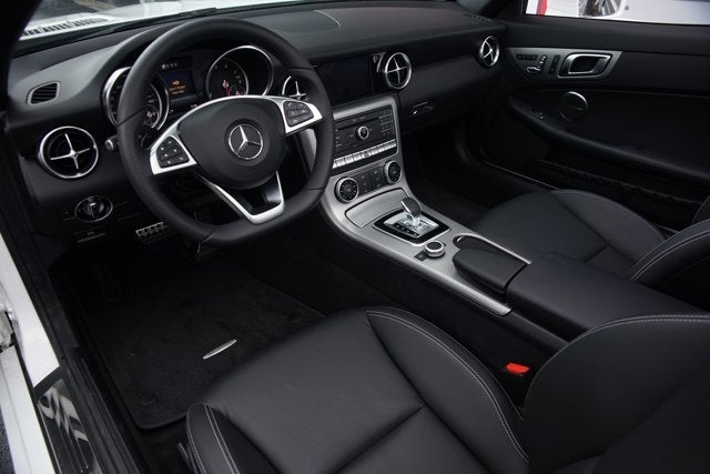 2017 Mercedes-Benz SLC300 Roadster