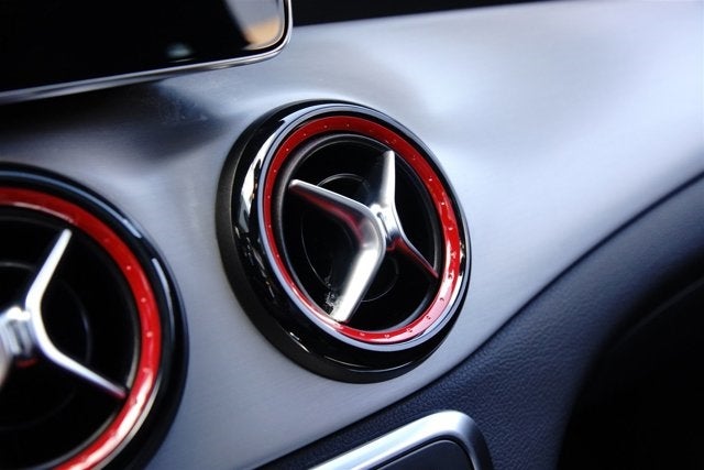 2015 Mercedes-Benz CLA250 4MATIC®