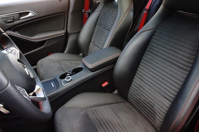 2015 Mercedes-Benz CLA250 4MATIC®