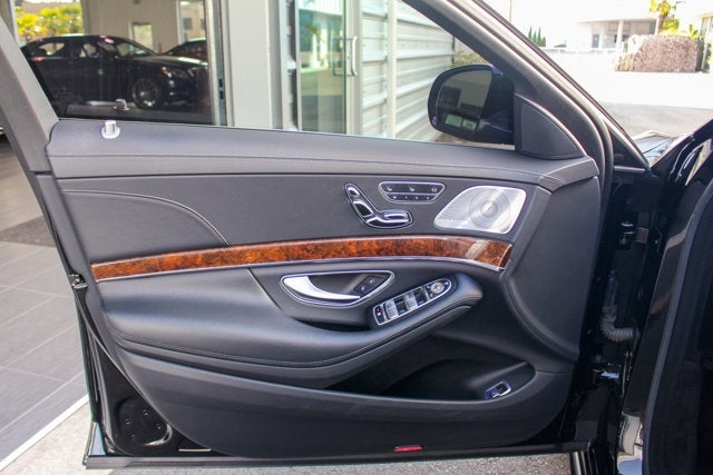 2014 Mercedes-Benz S-Class S 550 4MATIC®