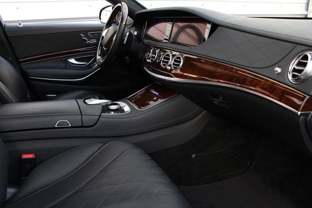 2015 Mercedes-Benz S550 Sedan