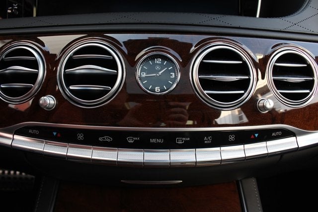 2015 Mercedes-Benz S550 Sedan