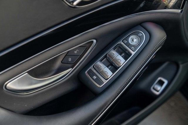 2018 Mercedes-Benz S-Class Maybach S 560