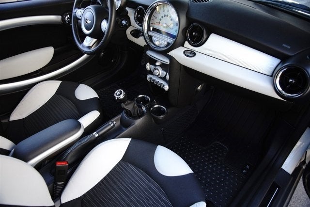 2010 MINI Hardtop 2 Door Cooper S