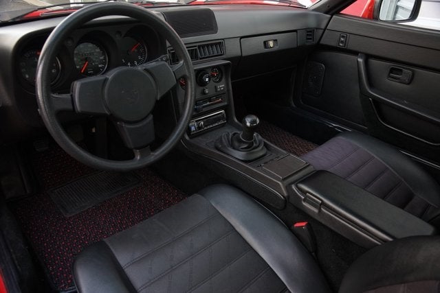 1987 Porsche 924S Base