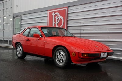 1987 Porsche 924S Base