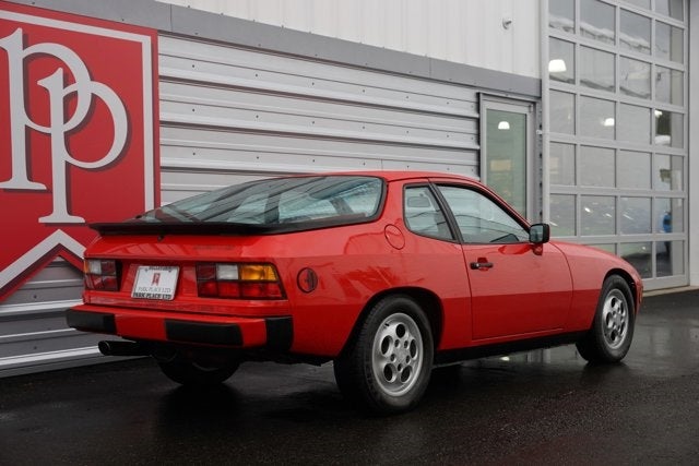 1987 Porsche 924S Base