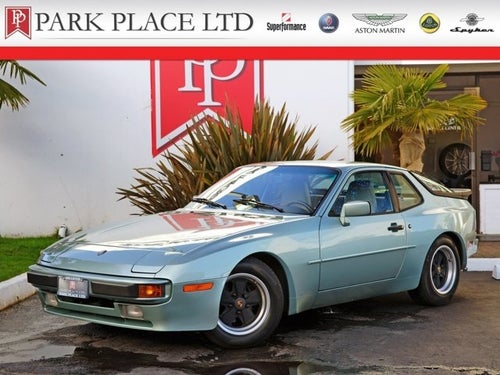 1985 Porsche 944 Base