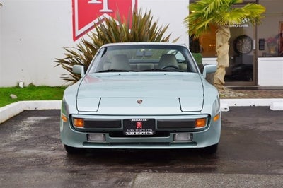 1985 Porsche 944 Base