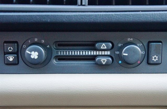 1985 Porsche 944 Base