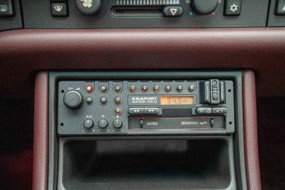 1986 Porsche 944 Turbo Base