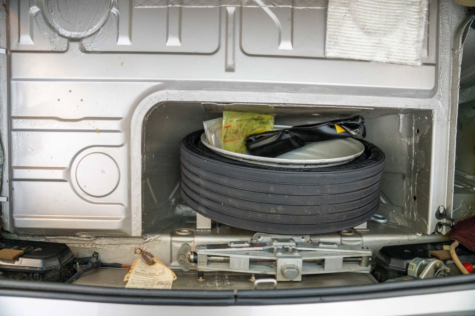 1986 Porsche 944 Turbo Base