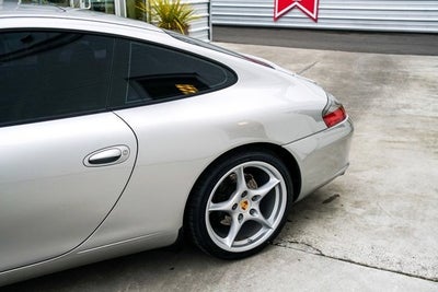 2003 Porsche 911 Carrera Coupe
