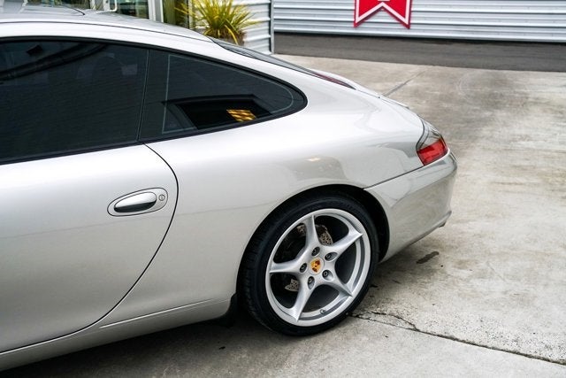 2003 Porsche 911 Carrera Coupe