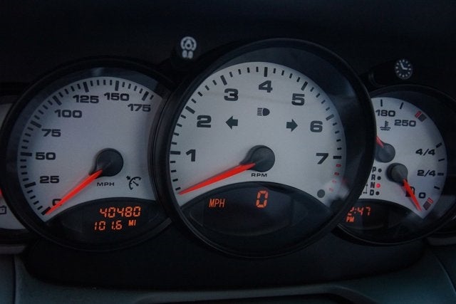 2001 Porsche 911 Carrera 4