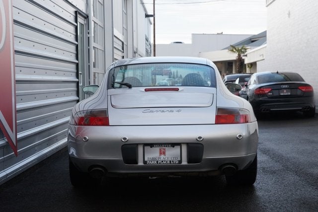 2001 Porsche 911 Carrera 4