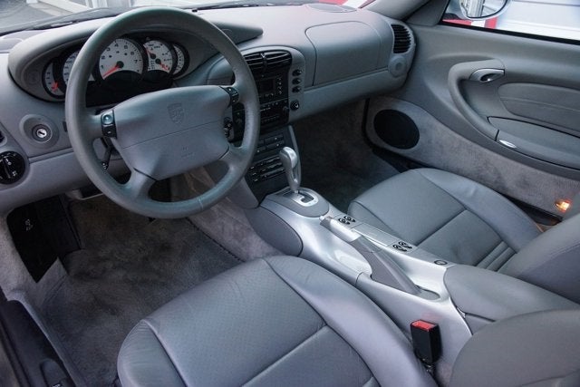 2001 Porsche 911 Carrera 4