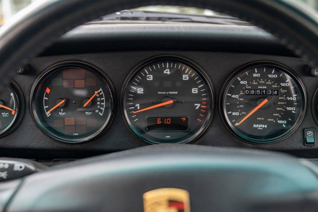 1995 Porsche 911 Carrera 2dr Coupe Carrera 6-Spd Manual