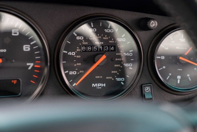 1995 Porsche 911 Carrera 2dr Coupe Carrera 6-Spd Manual