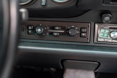 1995 Porsche 911 Carrera 2dr Coupe Carrera 6-Spd Manual