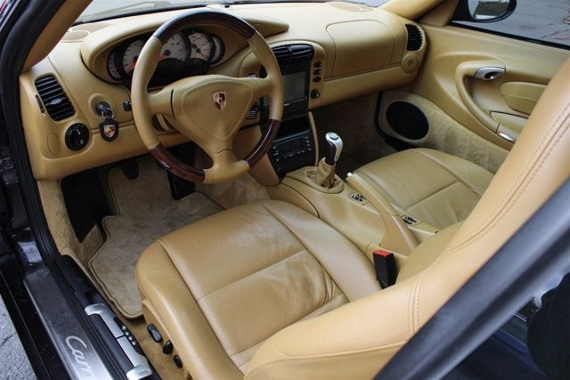 2000 Porsche 911 Carrera
