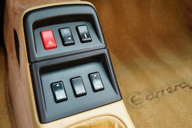 1997 Porsche 911 Carrera 4S 2dr Cpe Carrera 4S