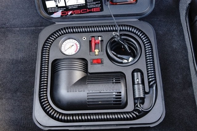 1997 Porsche 911 Carrera S 2dr Carrera S Cpe 6-Spd Manual